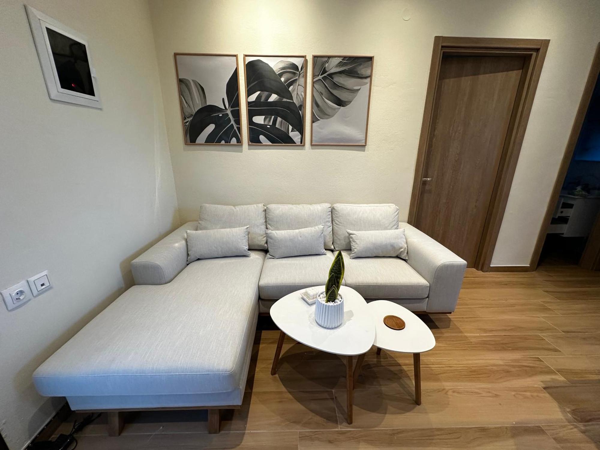 Apartment Hideaway